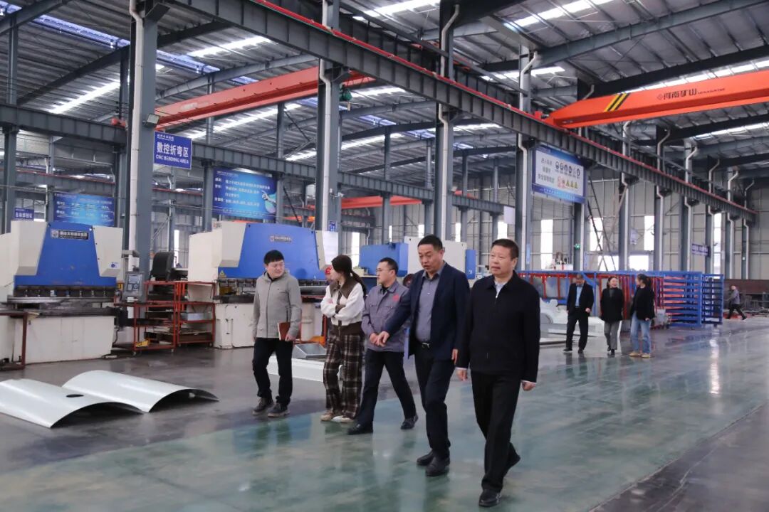 河南省生态环境厅综合处处长江水一行莅临四通锅炉调研